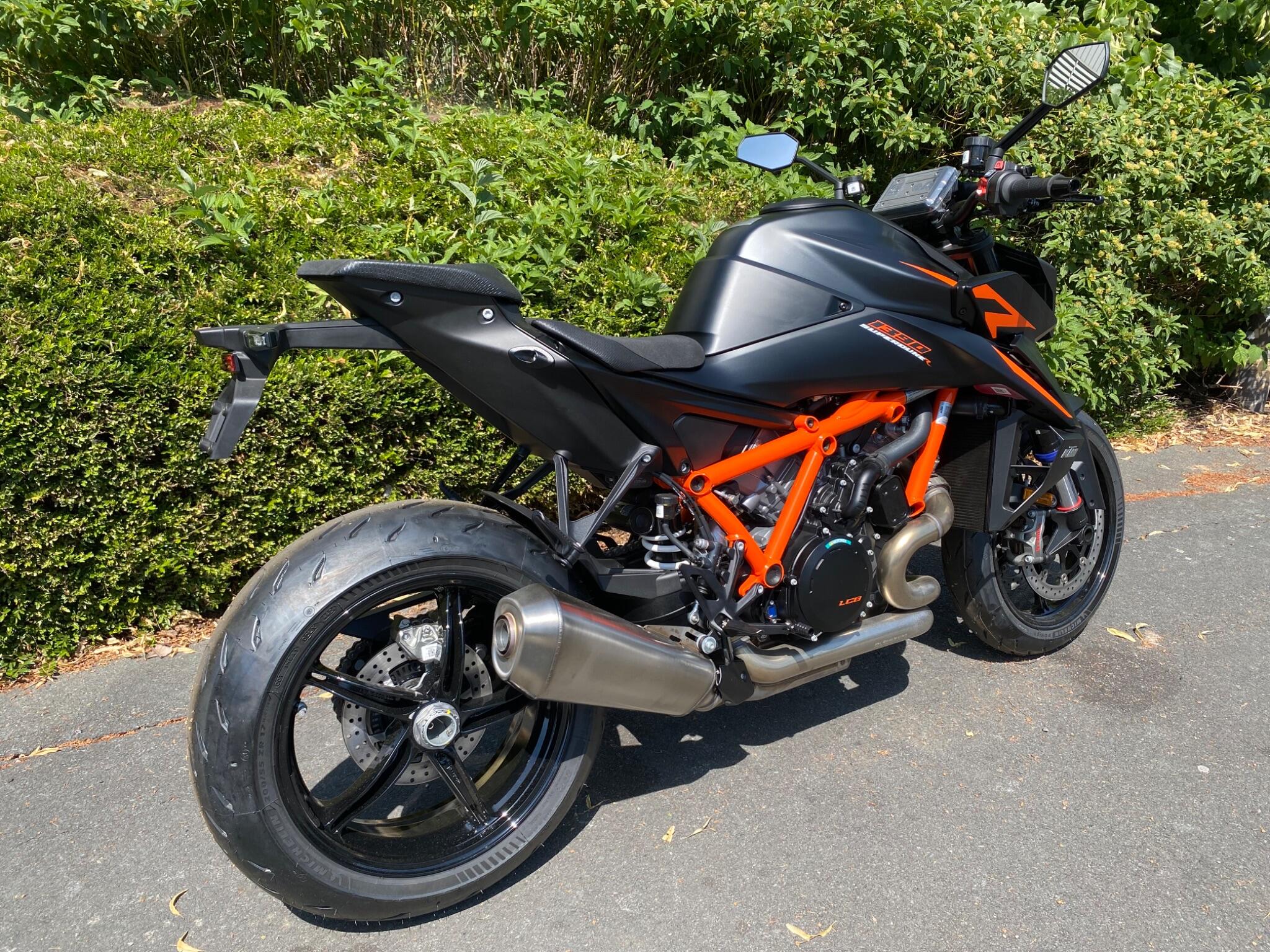 2026 KTM 1390 Super Duke R